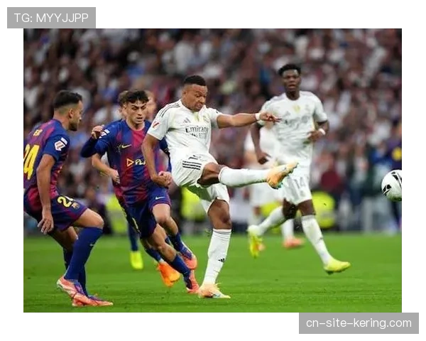 战术前瞻：面对巴萨，皇马可能采用更有弹性的4-4-2中场防守阵型